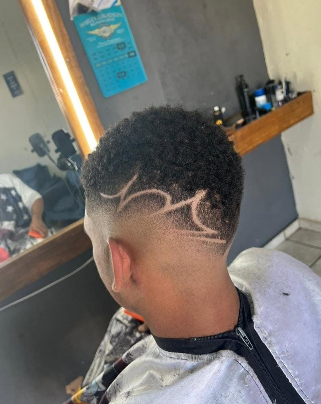 Corte masculino freestyle realizado pelo Rapha